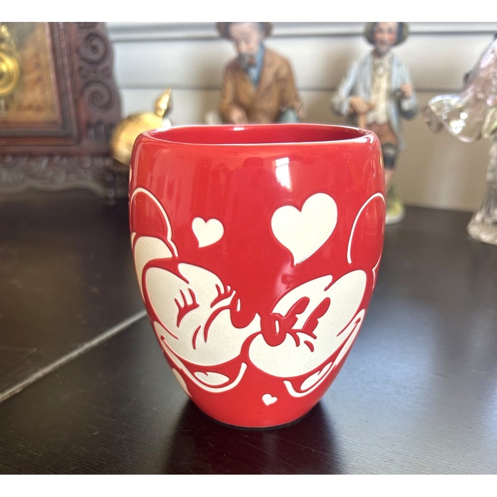 Disney Store Mickey Minnie Love Mug Red Heart Valentines Cup Official